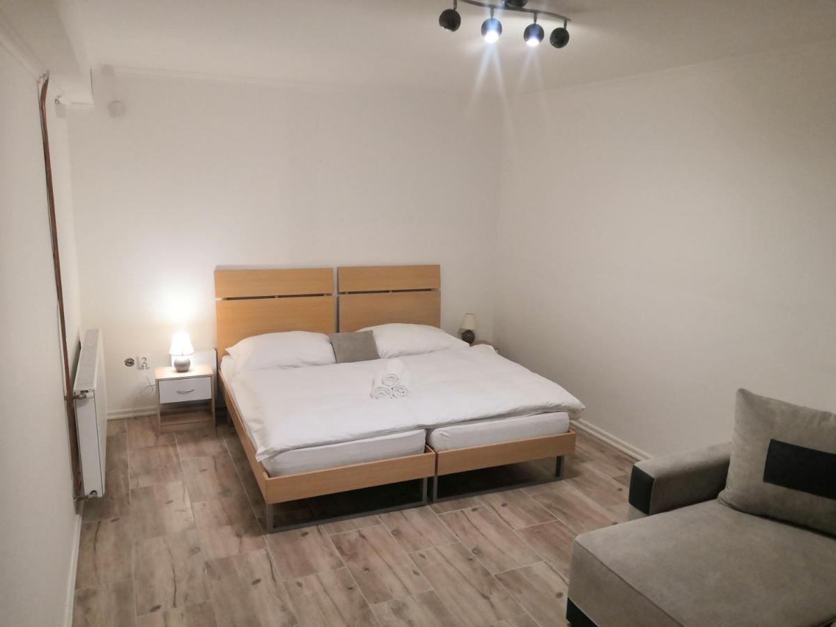 Vehlovice Apartments Mělník Exterior foto